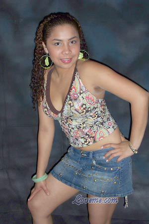 101200 - Gigliola Age: 37 - Colombia