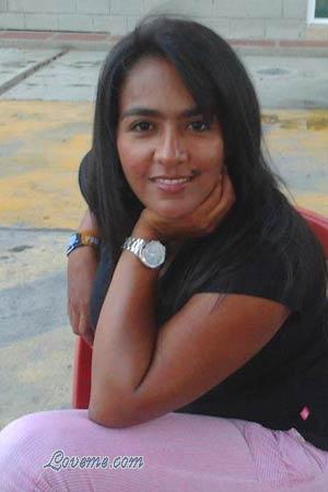 140529 - Yuliana Age: 44 - Colombia