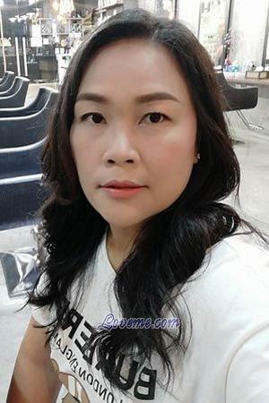 197769 - Ratchaneekorn (Soey) Age: 43 - Thailand