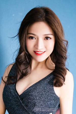 214235 - Lily Age: 30 - China