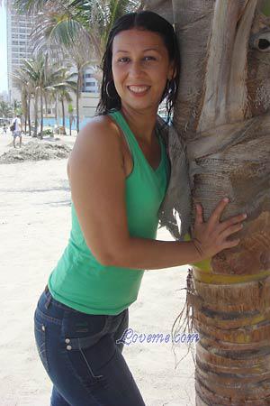 87399 - Amalia Age: 44 - Colombia
