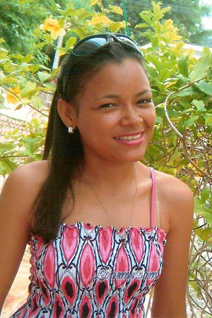 88784 - Yolima Age: 32 - Colombia