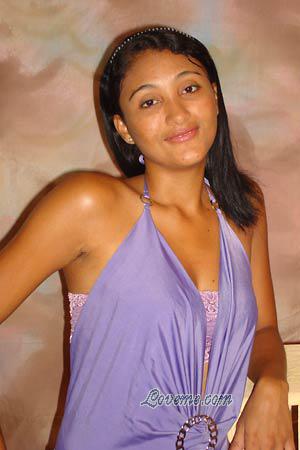 96471 - Margareth Age: 38 - Colombia